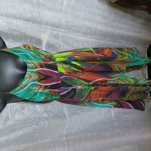 Jennie & Markis flowy Ladies dress, assymetrical hem, Sz S - Picture 1 of 7